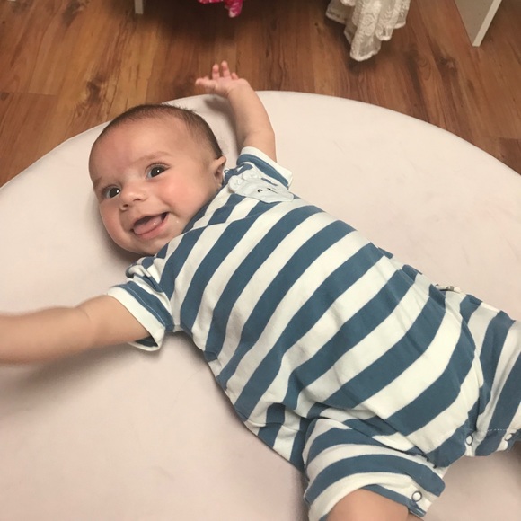 Meet your Posher, Pastor - Picture 2 of 3